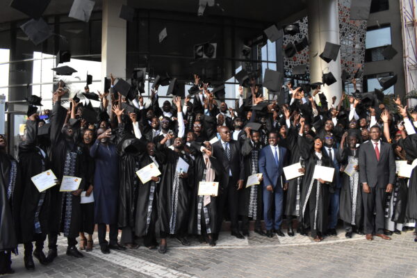 Dakar : 150 diplômés à l’école du code du Orange Digital Center